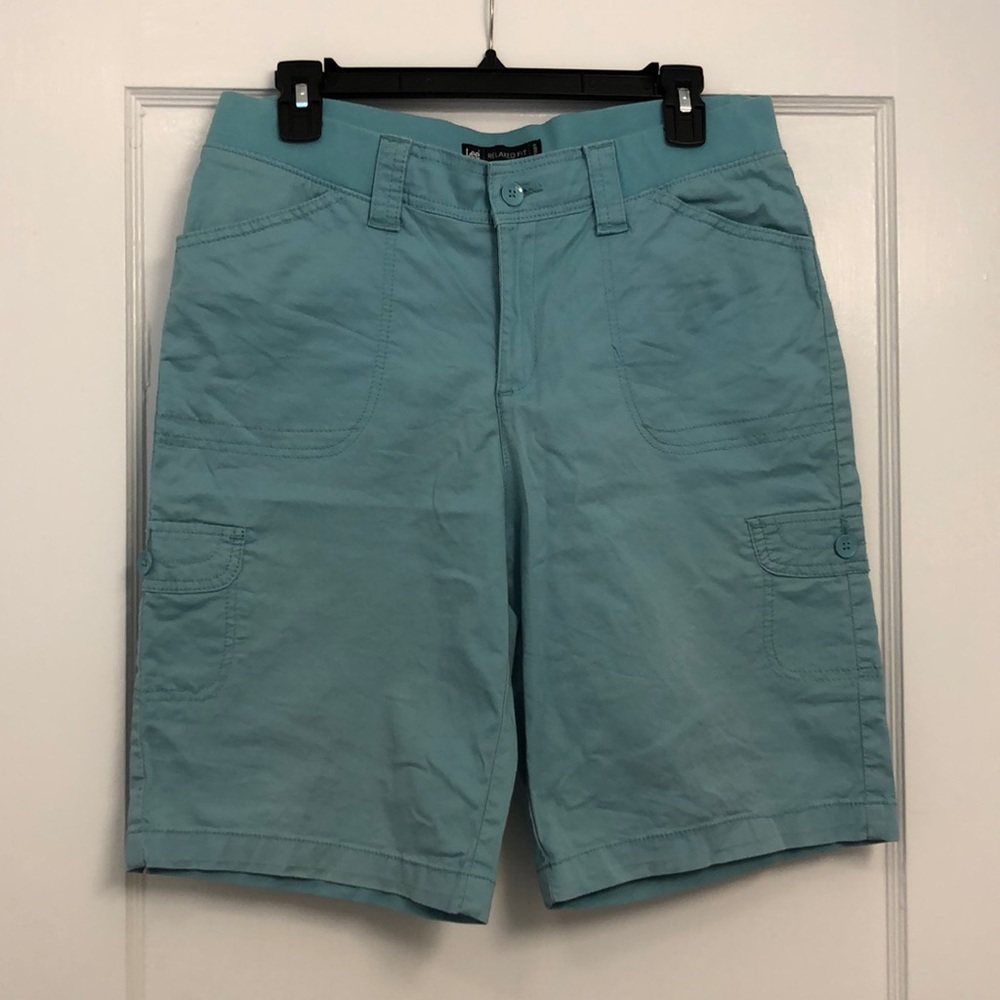Lee Relaxed Fit teal shorts. Size 10 Medium